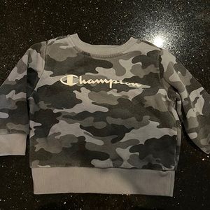 Boys Champion sweatshirt